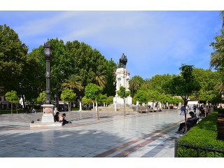 Plaza_Nueva_Sevilla_%281%29