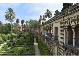 real-alcazar-de-sevilla-3573907_1920